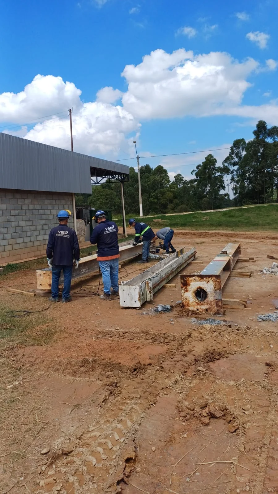 Equipe da CMO em serviço