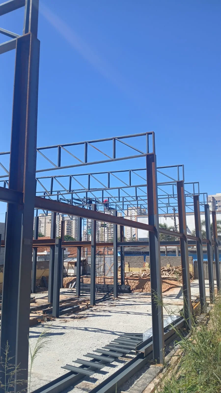 Estrutura metálica fabricada pela CMO